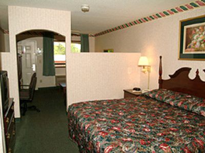 Days & By Wyndham Hotel Peachtree City